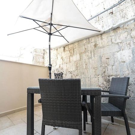 B&B Il Campanile Barletta Bagian luar foto