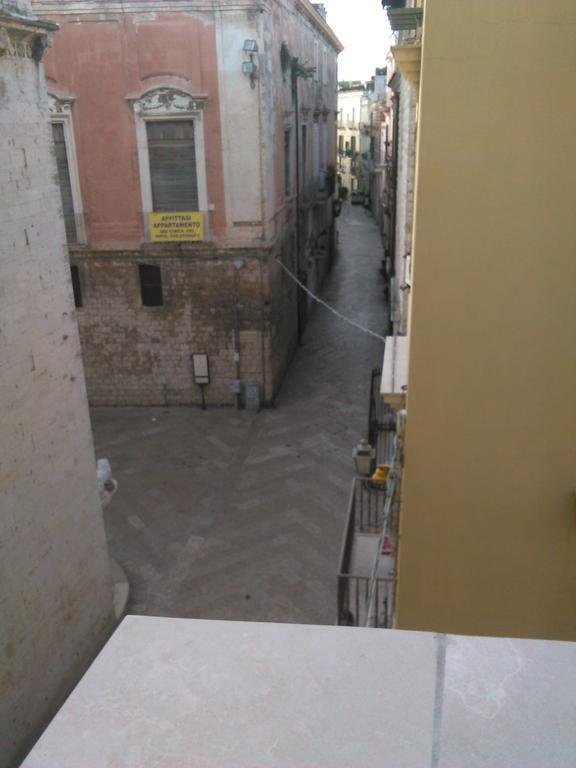 B&B Il Campanile Barletta Bagian luar foto
