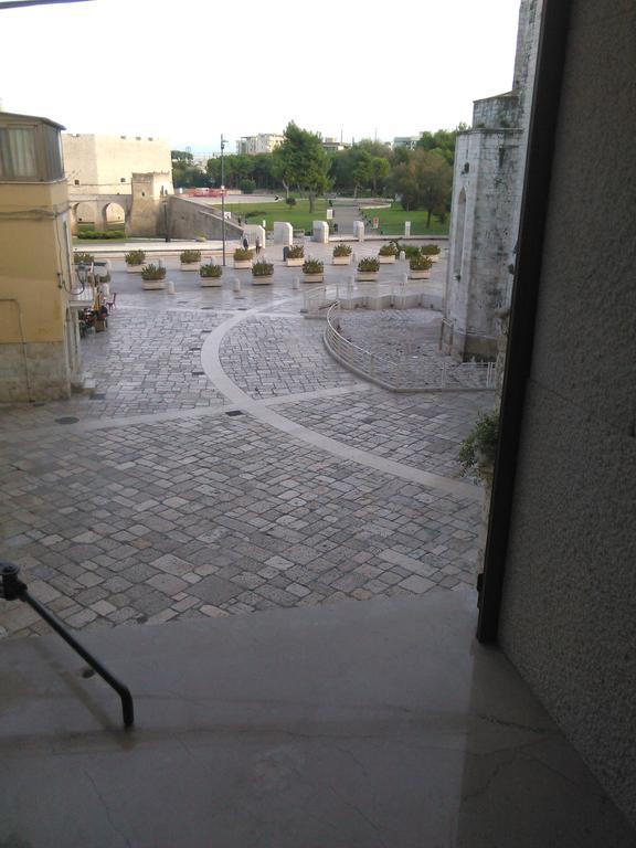 B&B Il Campanile Barletta Bagian luar foto