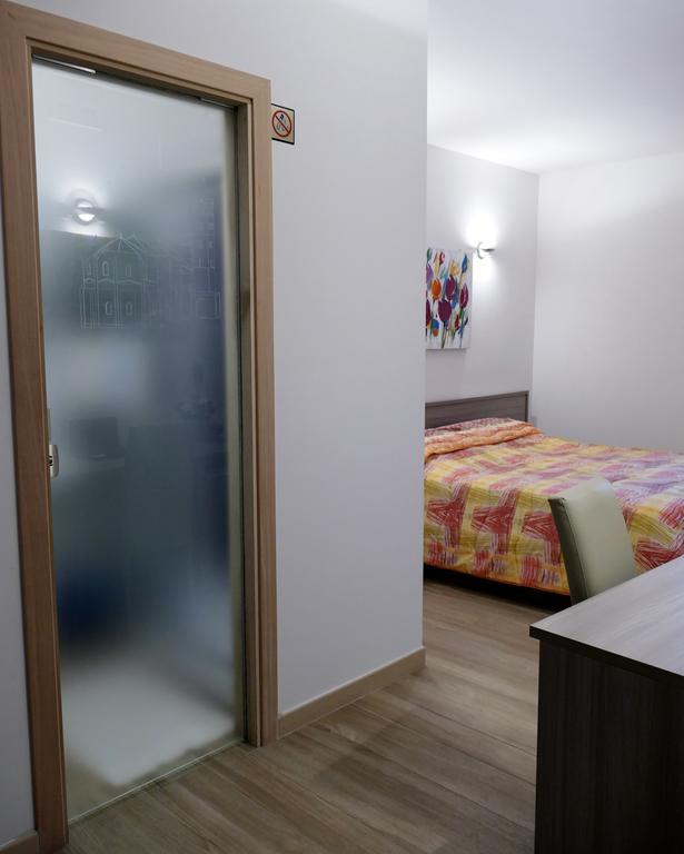 B&B Il Campanile Barletta Bagian luar foto