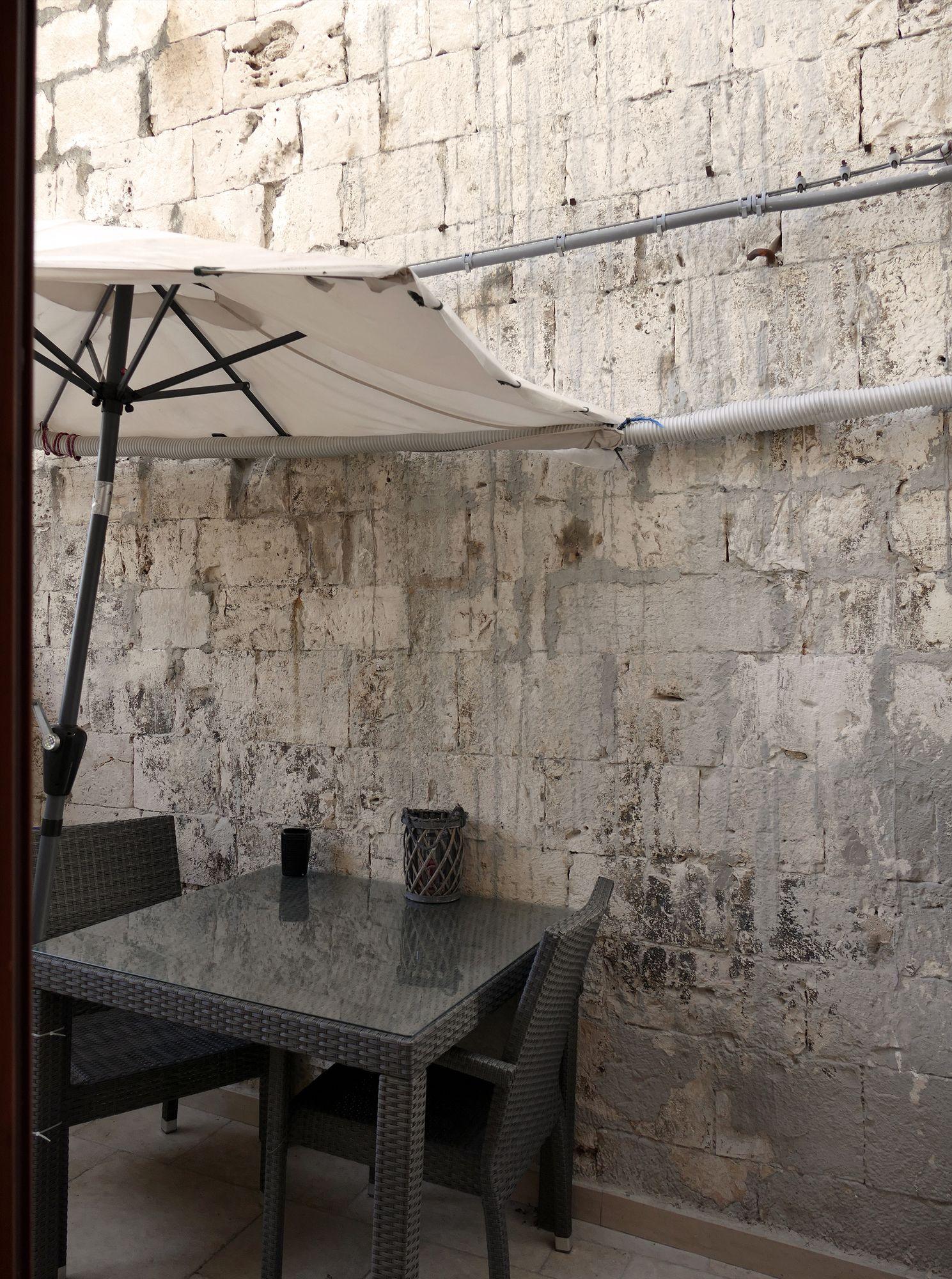 B&B Il Campanile Barletta Bagian luar foto